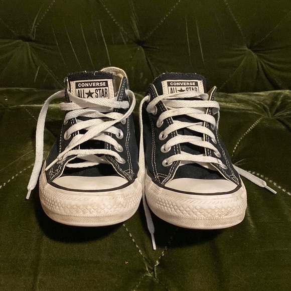 Black Low Converse - Picture 1 of 6